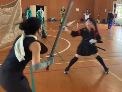 くのいち同士の対戦の写真